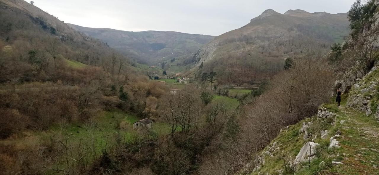 Amplia Y Comoda Casa De Piedra Con Porche Y Jardin San Roque de Ríomiera Esterno foto